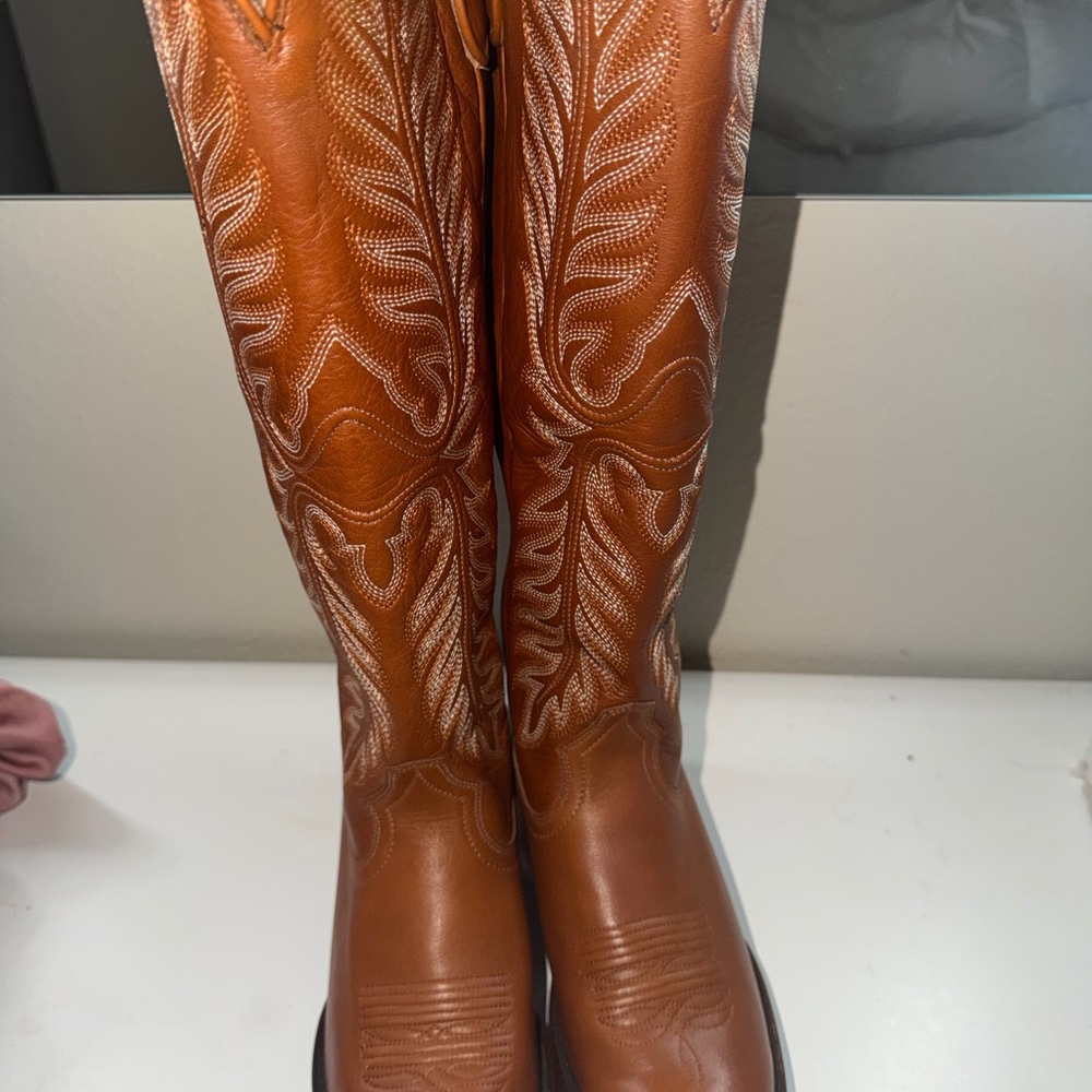 Ariat Brown Leather Soles